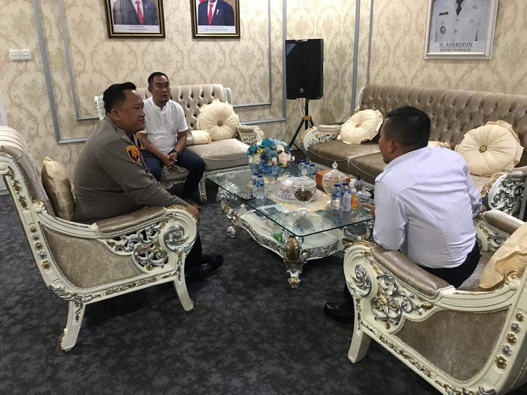 Kapolres AKBP Ade Nuramdani, Silaturahmi Dengan Bupati Banggai