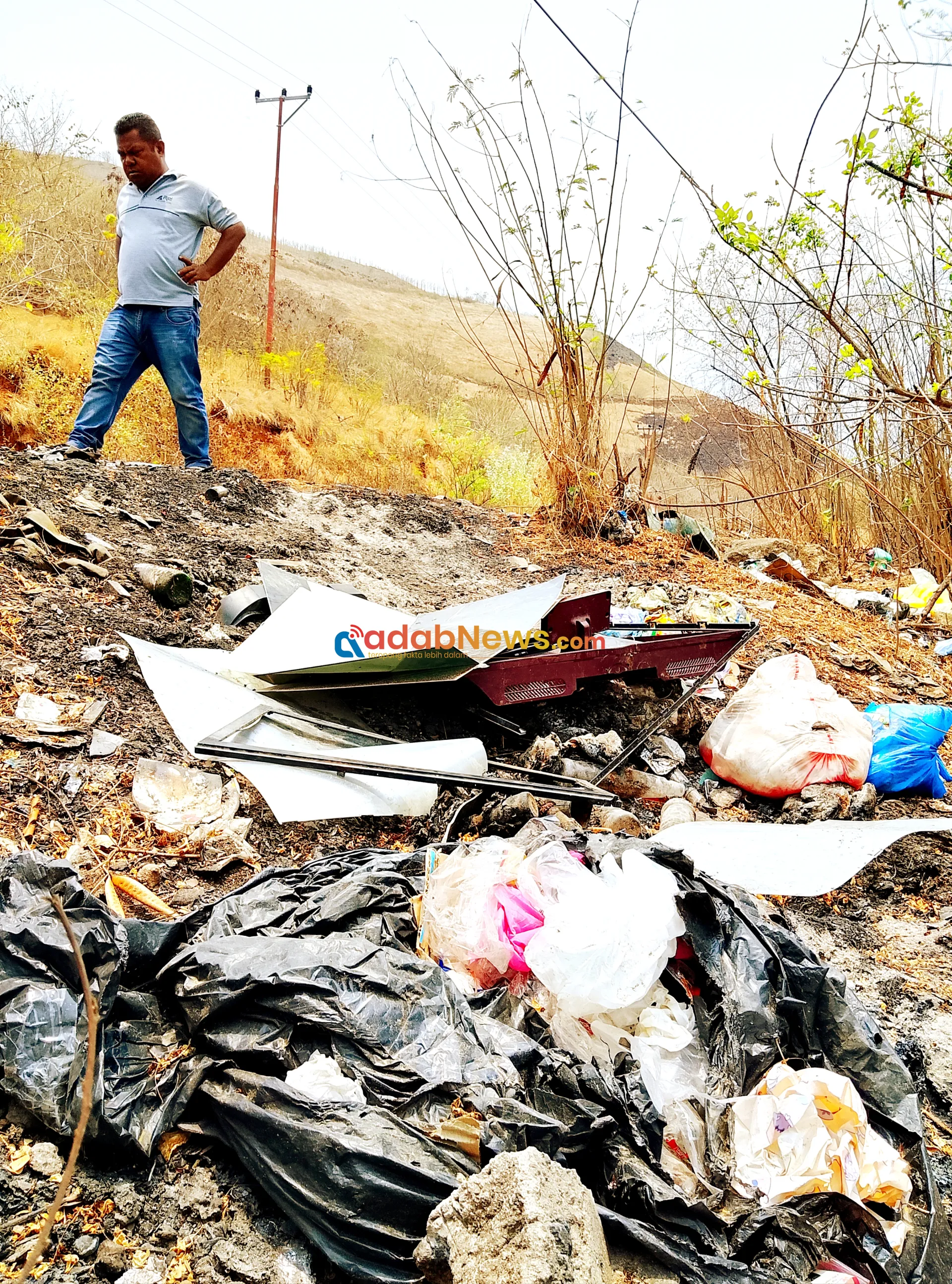 Warga Kesal, Sampah Dibuang Sembarangan Rusak Keindahan Savana Bour